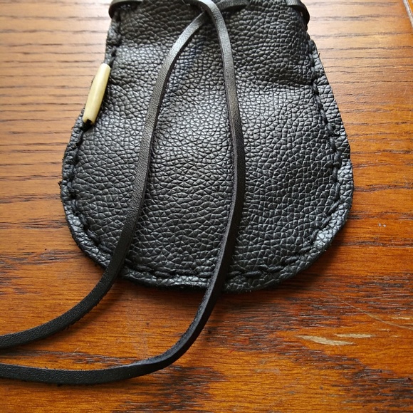Leather Tech gadget pouch - Picture 4 of 8